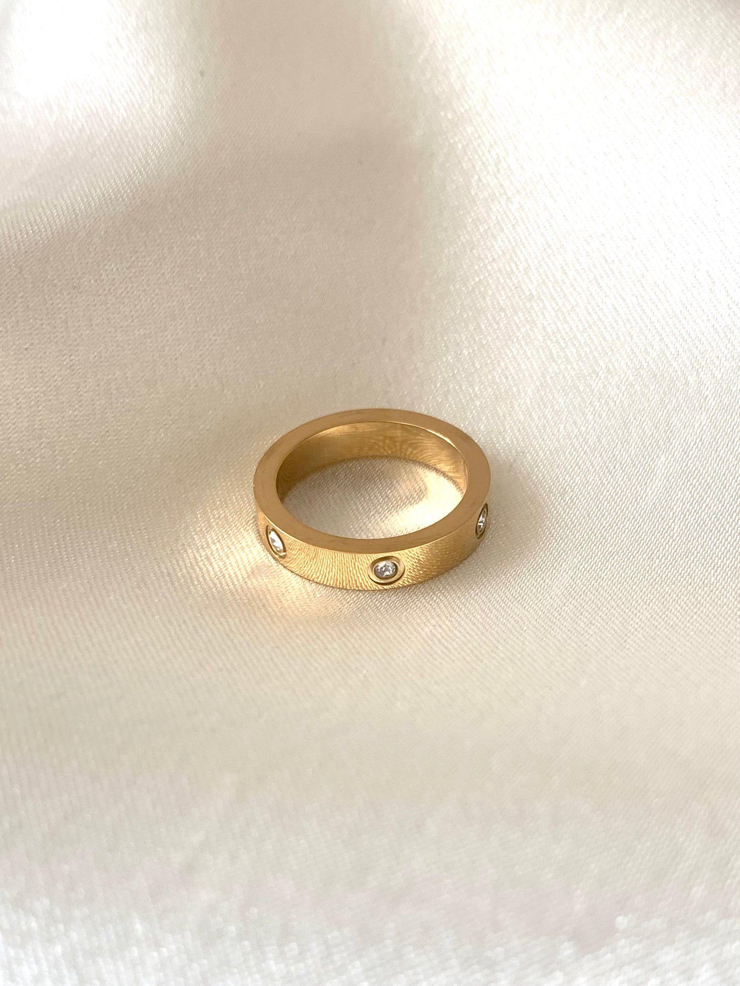 Jameela Diamond Studded Ring